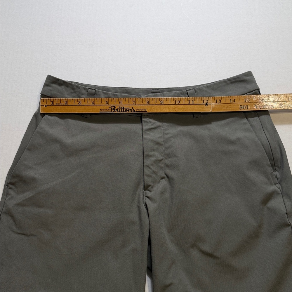 Lululemon Commission Short Classic 9" (Style LM7AK3S) - Picture 2 of 8